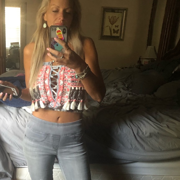 Meet your Posher, Joni - Picture 2 of 2